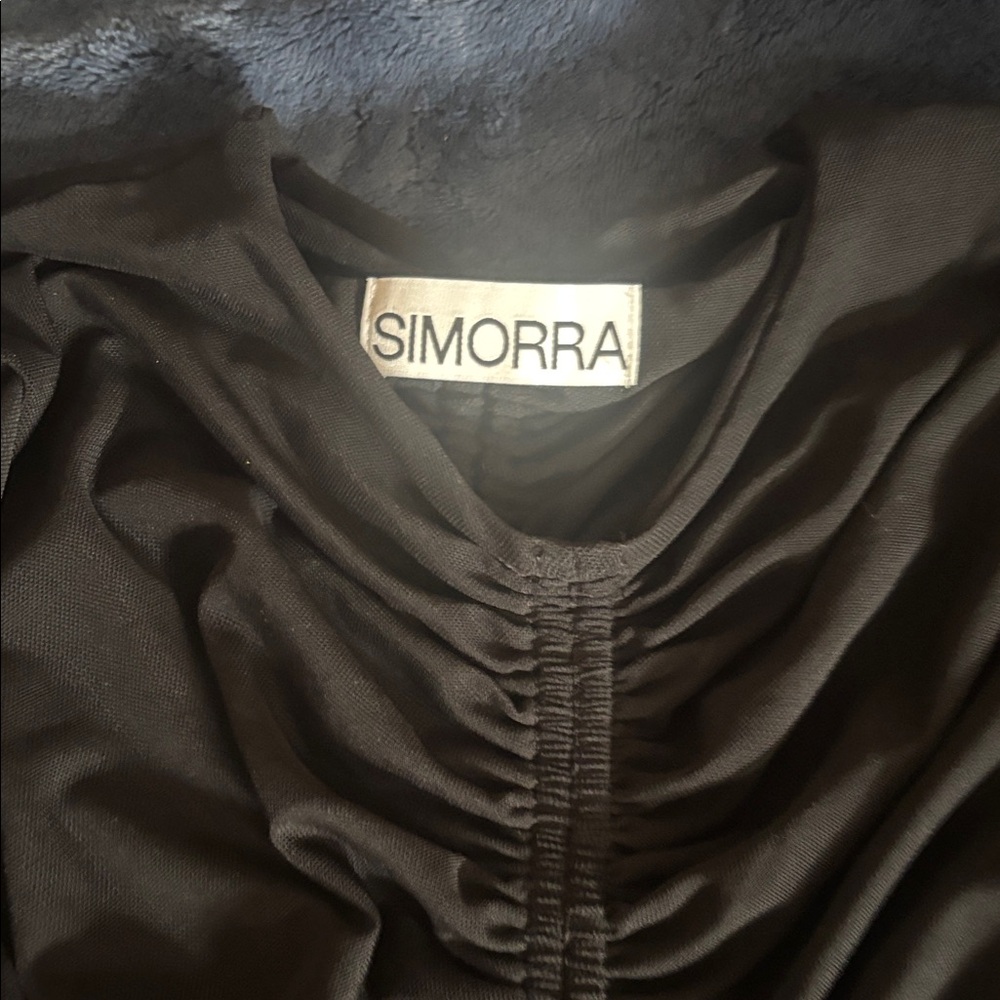 Simorra Black Ruched Top - Picture 2 of 8